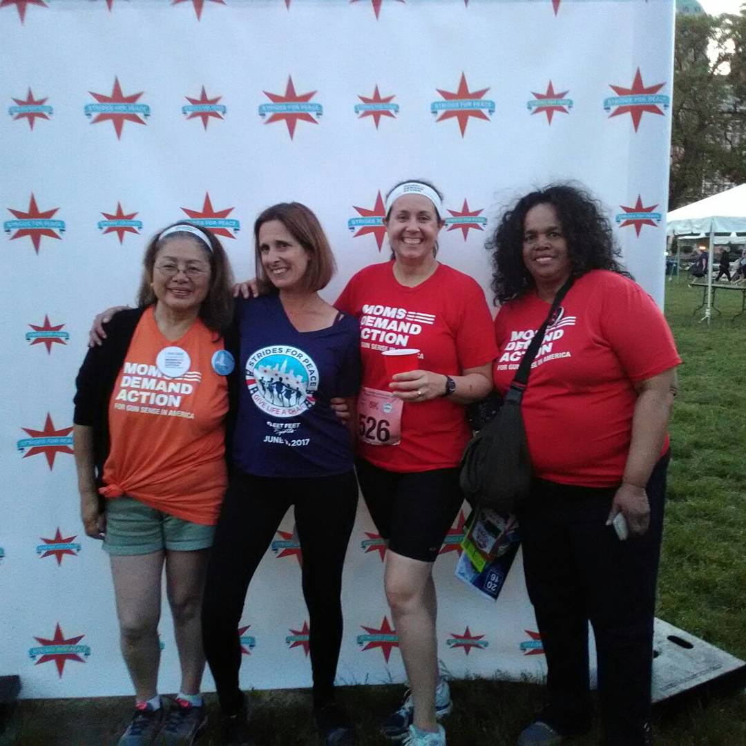 Pavingthewaypj's tweet image. #Stridesforpeace #Pavingthewayproject
@StridesForPeace  @WearOrange