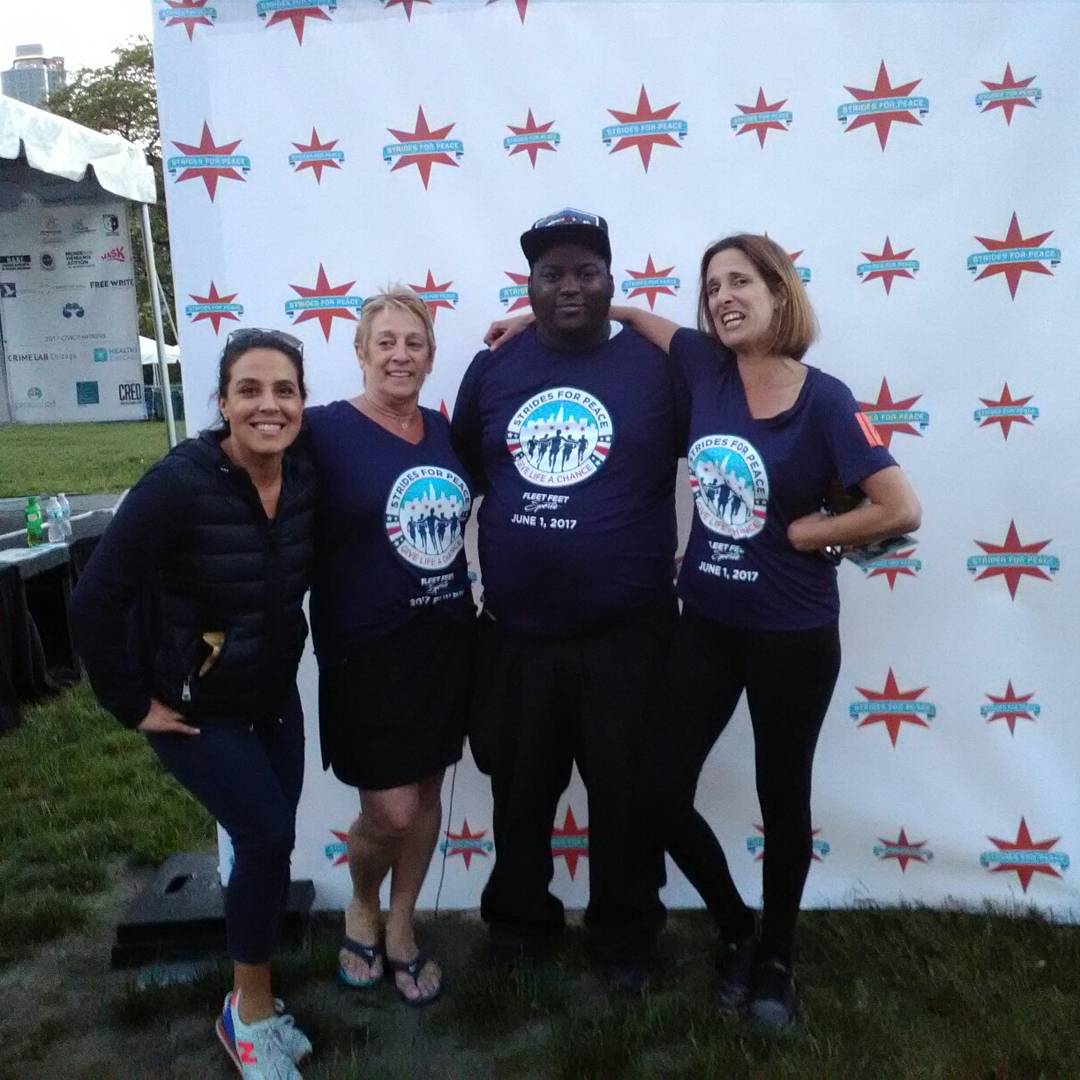 Pavingthewaypj's tweet image. #Stridesforpeace #Pavingthewayproject
@StridesForPeace  @WearOrange