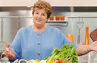 zed_heffengel's tweet photo. Maïté née 02/06/1938 .Landes .Actrice ,animatrice ,garde barrières ,cultivatrice , restauratrice .Emissions culinaires = France 3 de 83 à 99 https://t.co/qjHCQTQVKs