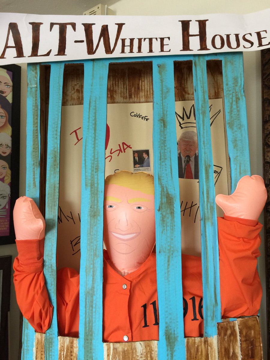 hisey_mike's tweet photo. Alt White House Goals. @march4truthphl @MarchForTruth17 #MarchForTruth #MarchForTruthPhl https://t.co/wwTUvaOiEm
