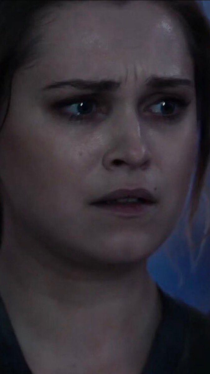 the100snapchat's tweet photo. 😂😂 https://t.co/tOtZb1rwD5
