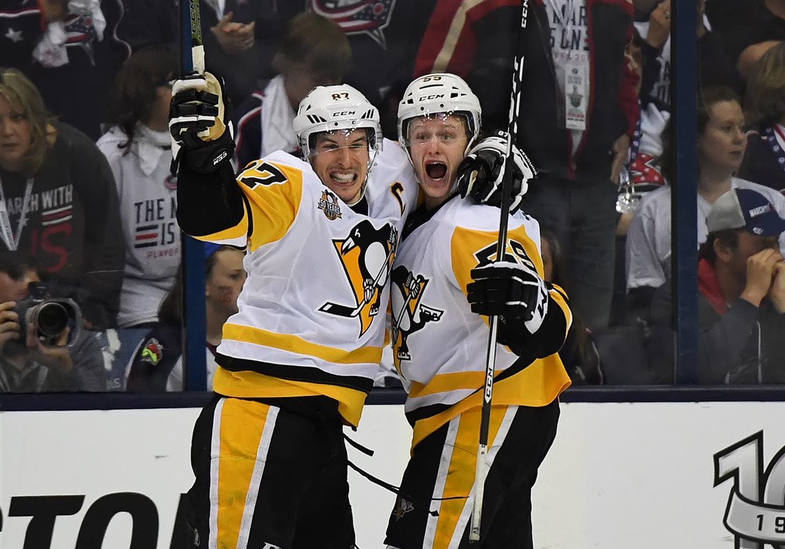 TheSteelCityFan's tweet photo. GOAL GUENTZEL!!! PENS TAKE THE LEAD!!! #LetsGoPens #StanleyCup https://t.co/RUAiGZJgFK