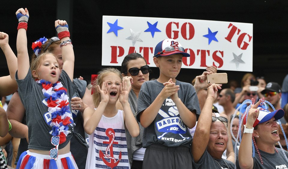 RojoPix's tweet photo. #PeoriaHeights wins #IHSA Class 1A baseball championship with 6-2 win over #Valmeyer. #pjspreps @pjstarsports https://t.co/d56jMaKPAw
