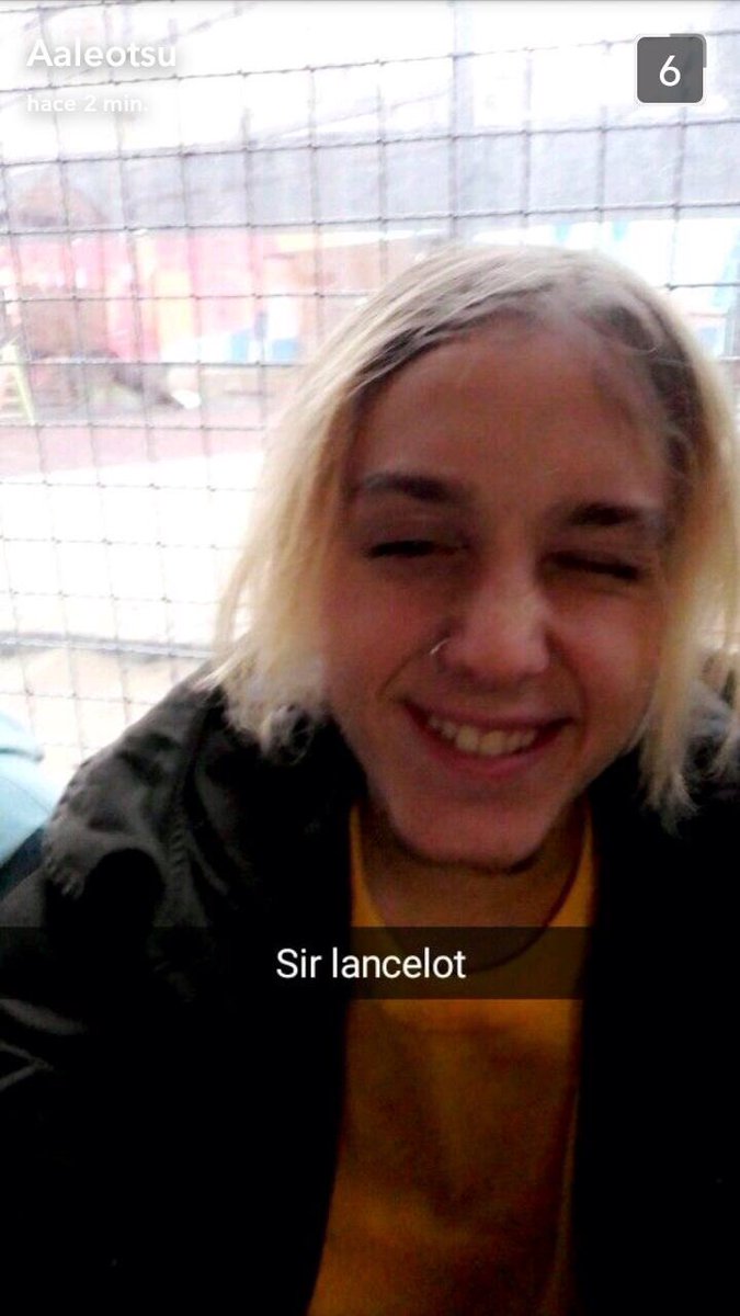 QuintoKC's tweet photo. Remember leo from 4kc? This is him now, feel old yet? https://t.co/sjpMSDZXj1