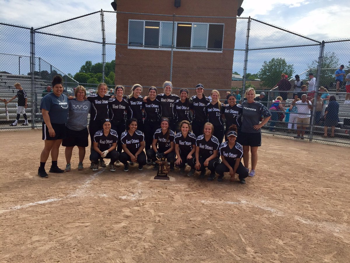 wopanthers's tweet photo. District Champs! #gowo https://t.co/CHobL3MnGM