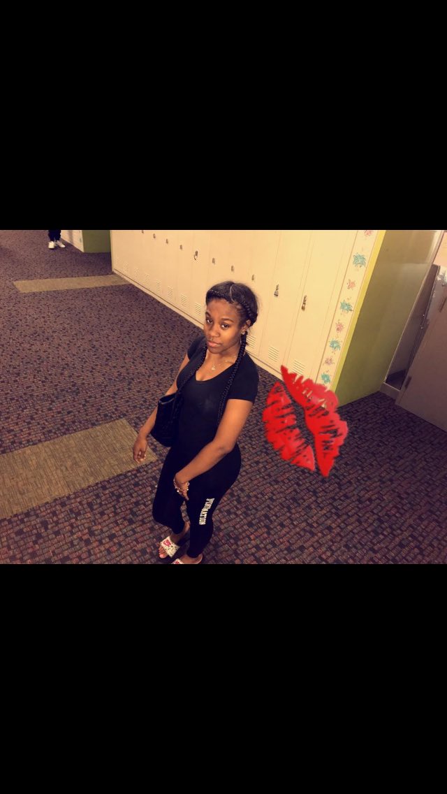 speakingofgee's tweet photo. Get on meee 😍 https://t.co/kBx85rRwRq