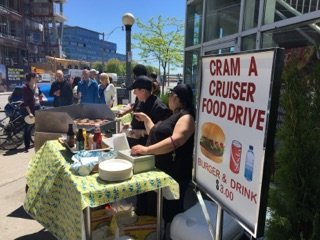 TPSAux51Div's tweet image. #CramaCruiser THANK YOU! $2000 in food, grooming and household cleaning products donated to @TorontoHHS Maxwell Meighen House!