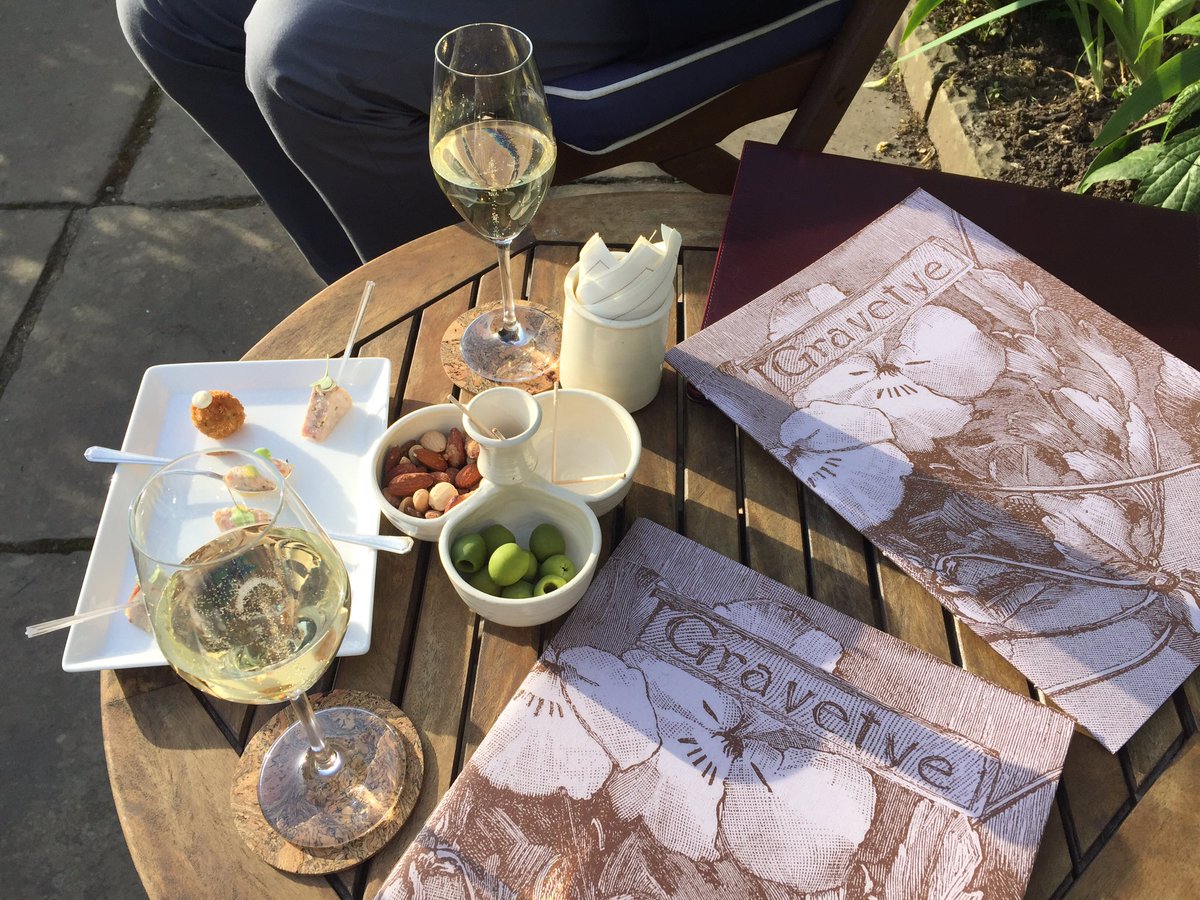 lerennie's tweet photo. Absolutely amazing experience thank you @GravetyeManor @markknowldenuk https://t.co/mZDUB4ehew
