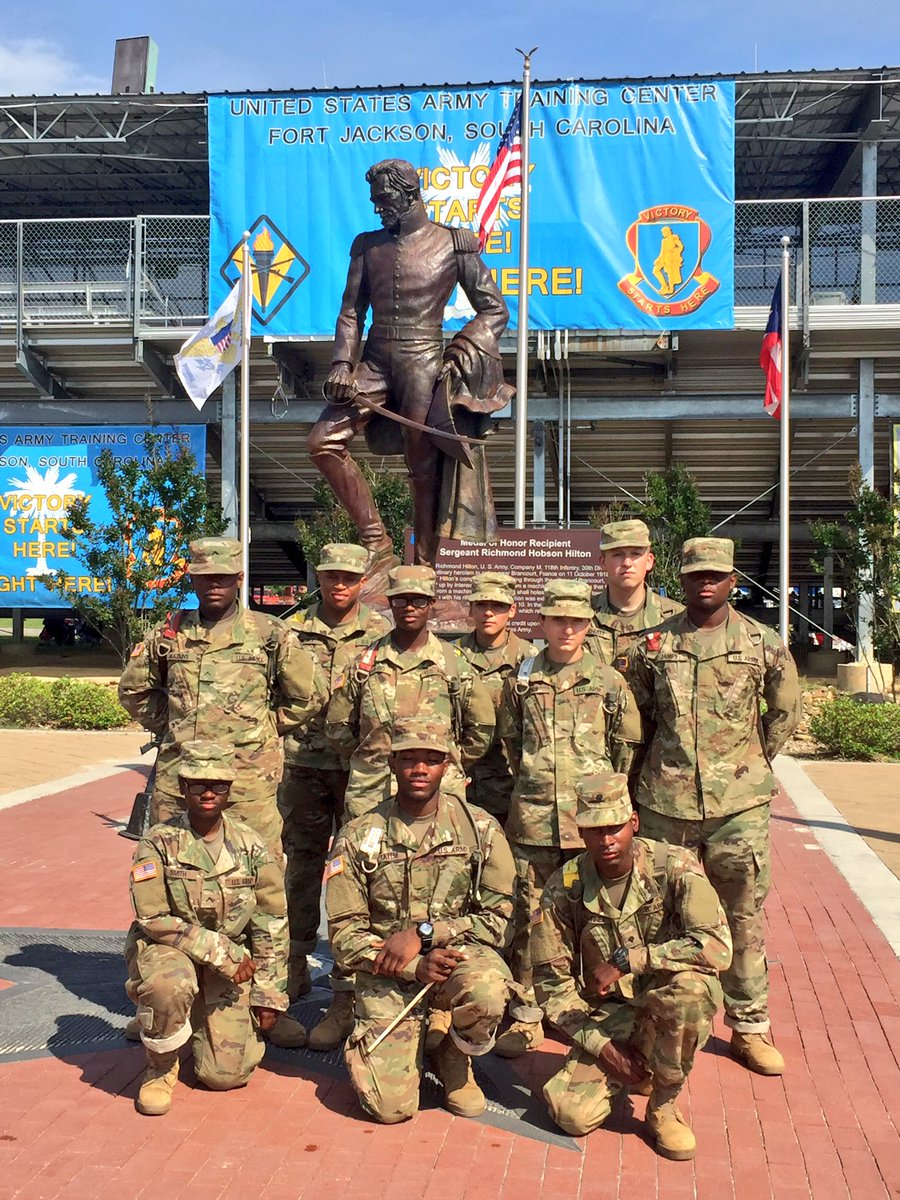 Great time celebrating <a href="/FortJackson100/">FJ Centennial</a> with <a href="/ColaChamber/">Columbia Chamber</a> come on out and salute our troops! <a href="/carlblackstone/">Carl Blackstone</a> @FortJacksonPAO <a href="/CityofColumbia/">City of Columbia</a>