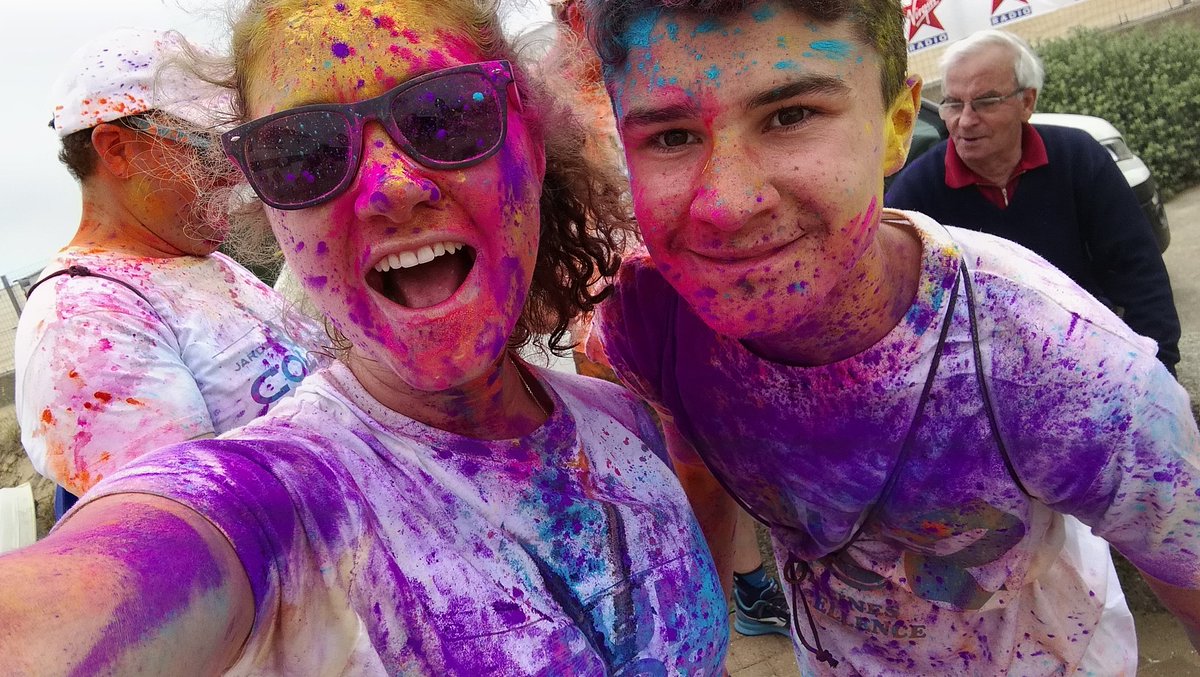 ClemenceGourma1's tweet photo. #Jardruncolor
Au Top !😍 https://t.co/CJVw8P4lb3