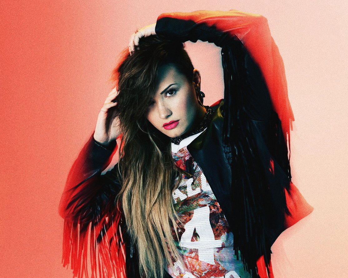 lovatogallery's tweet photo. https://t.co/4mxfjr4Jfu