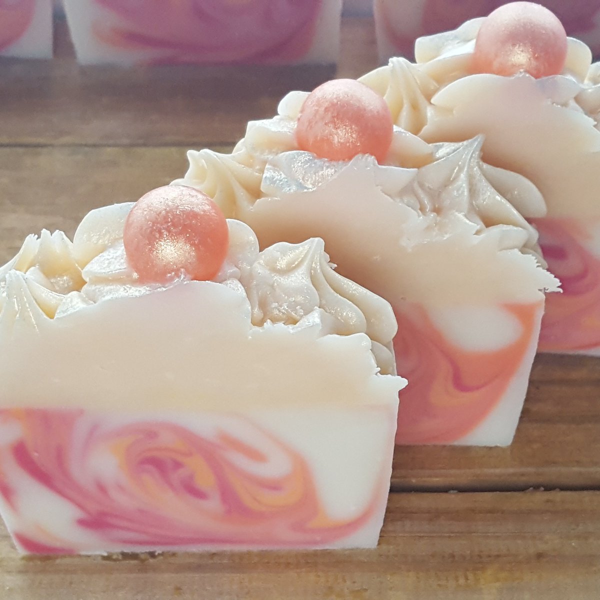 #peachbellini #handmadesoap is back in stock! #freshpeach &amp; #sparkling #champagne etsy.me/2e5aoYm #summer #artisansoap #giftidea