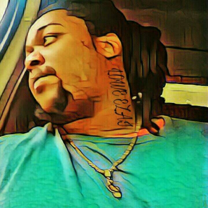 LoweEzai's tweet photo. #loweezai #coolin #smokesession #liveme Lowe🎤🎥🎧 Ezai:
https://t.co/CHem6uBaQ7 https://t.co/S1VELIhFvf