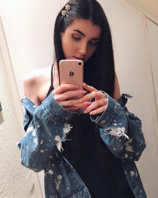 🌙 https://t.co/eHBC0IpYlJ<a href="/tag/nuevafotodeperfil"class="tags"><span>#nuevafotodeperfil</span></a>