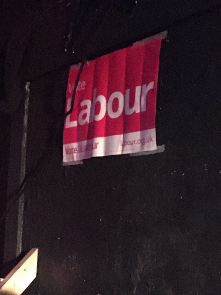 O_Barratt's tweet photo. Vote on Thursday #grime4corbyn https://t.co/0WBsia3f05