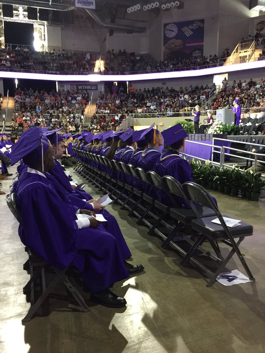 MikeHorning1's tweet image. My fellow BD Alums #class2017 and #class1990 #wearewayne