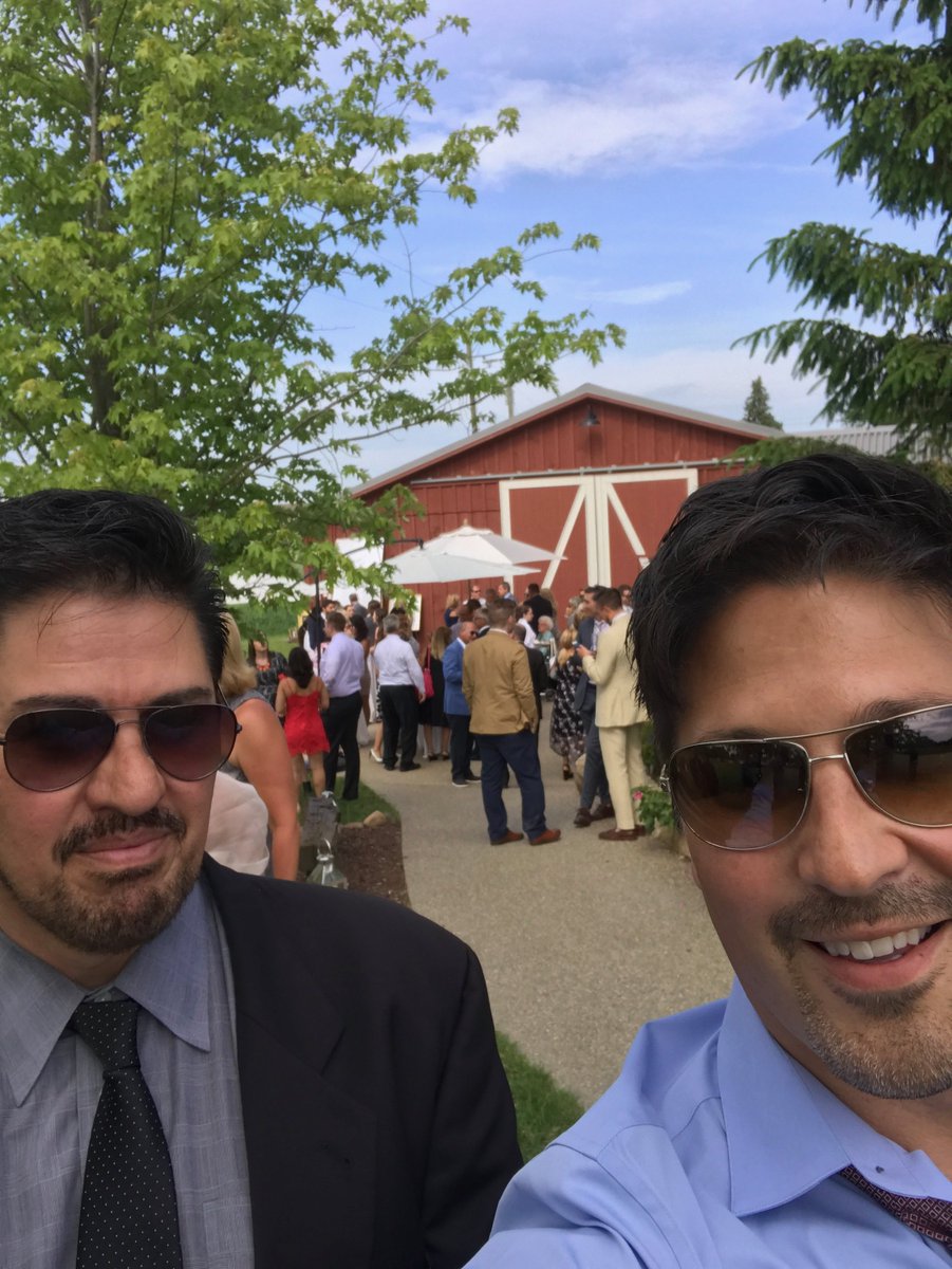 MikeAnthonyEnt's tweet image. Congratulations Kendall and Curt! We are honored to DJ your wedding tonight! #weddingseason #bestdjindetroit #mikeanthonyentertainment