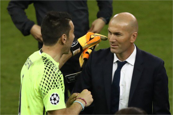 Footballogue's tweet image. [#LDC🏆] La revanche de Zidane 11 ans après...👏