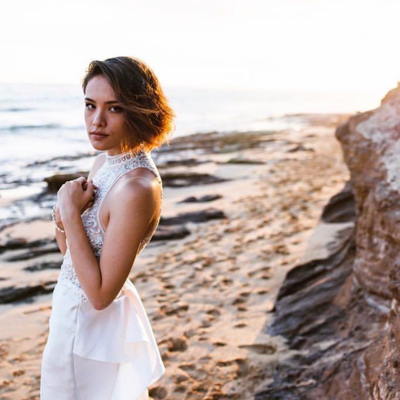 CalistaHawaii's tweet photo. Shine on ✨✨✨ (📷: @thegirlandtheboyphotography) Dress from #calistahawaii https://t.co/tNoadi212c