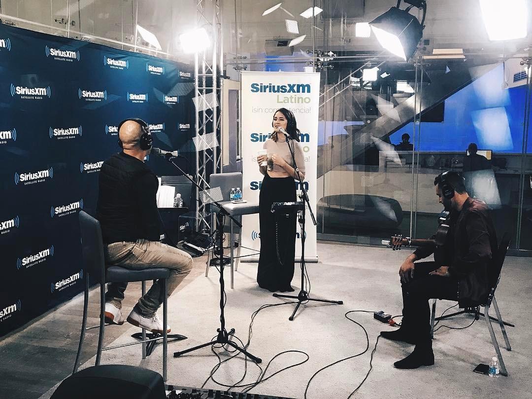 RocNation's tweet photo. Tune in tonight @ 8PM ET on @VivaSXM to listen to @KarenTheSiren take part in the #SiriusXMSpotlight series. #LaTontaDeAbril #RocNationLatin https://t.co/i1736Mg1JJ