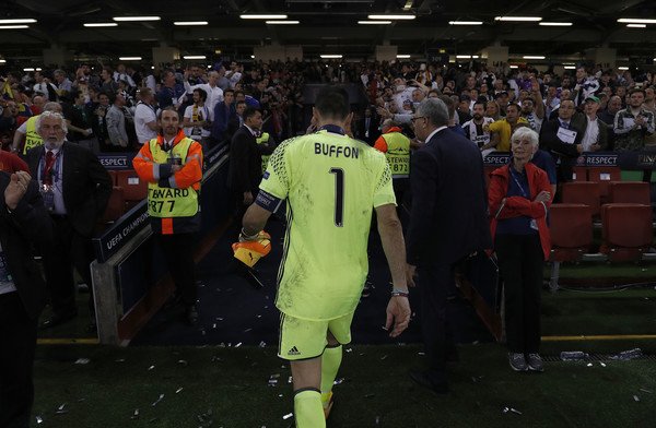 MotivacionesF's tweet photo. Siempre serás ETERNO 👏 https://t.co/dPfBNsLQxQ