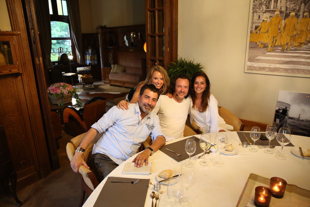 MarlenedeWouter's tweet photo. Dinewithastar #charity #underprivilegedchildren #sport #equalchances #mwfund #standup #grateful
@ArneQuinze @artglennbracke https://t.co/7PCP1lia1e