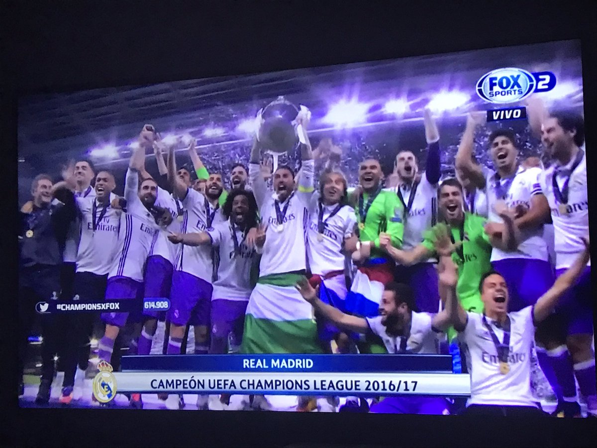 danielserjal's tweet photo. El real madrid el mejor equipo del mundo #campeones #championsleague #12copas https://t.co/RT8Avy8cWb