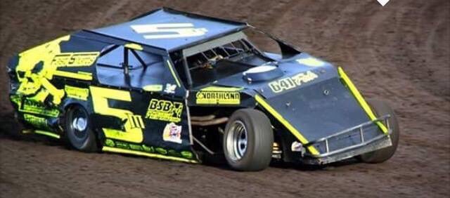 JonSquires88's tweet image. The 5M is Boone Speedway bound. #redemption #onkill