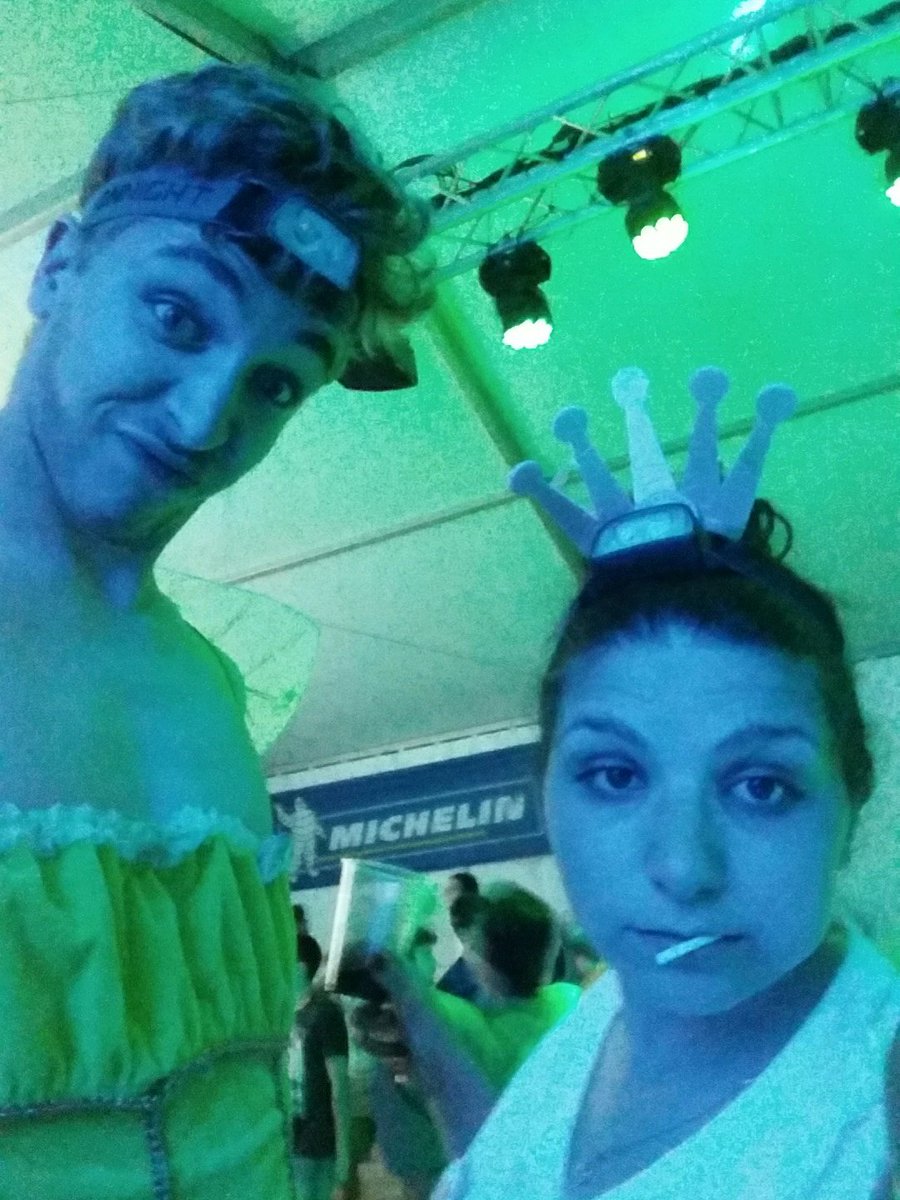 loupioteECPM's tweet photo. Pas le temps on s'envole 
#lesfeesneants https://t.co/h2YozYusY2