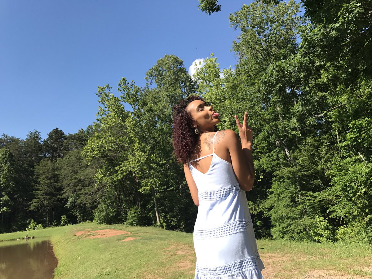 a_murray19's tweet image. Dripping with honey 🍯 #dat7+quality