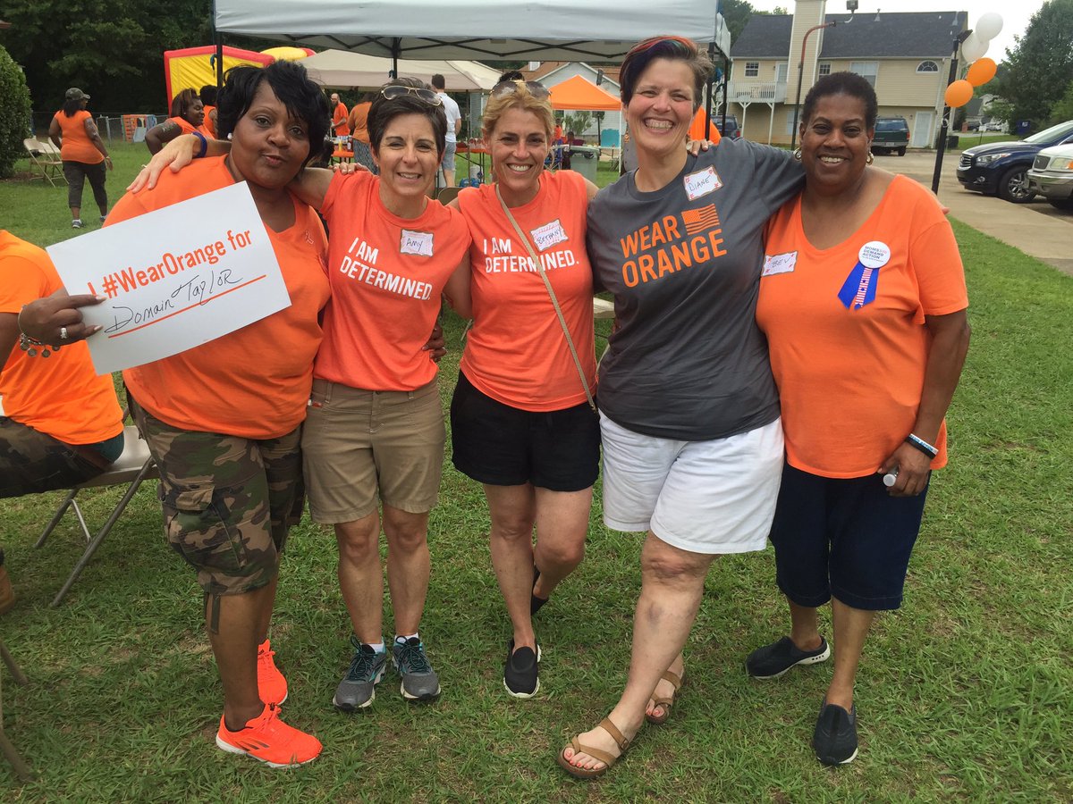 CommOutreachGaM's tweet photo. Great day in Hampton! #WearOrange @MomsDemand @Everytown https://t.co/lHzZKRT7po