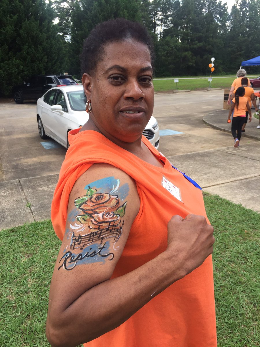 CommOutreachGaM's tweet photo. Great day in Hampton! #WearOrange @MomsDemand @Everytown https://t.co/lHzZKRT7po