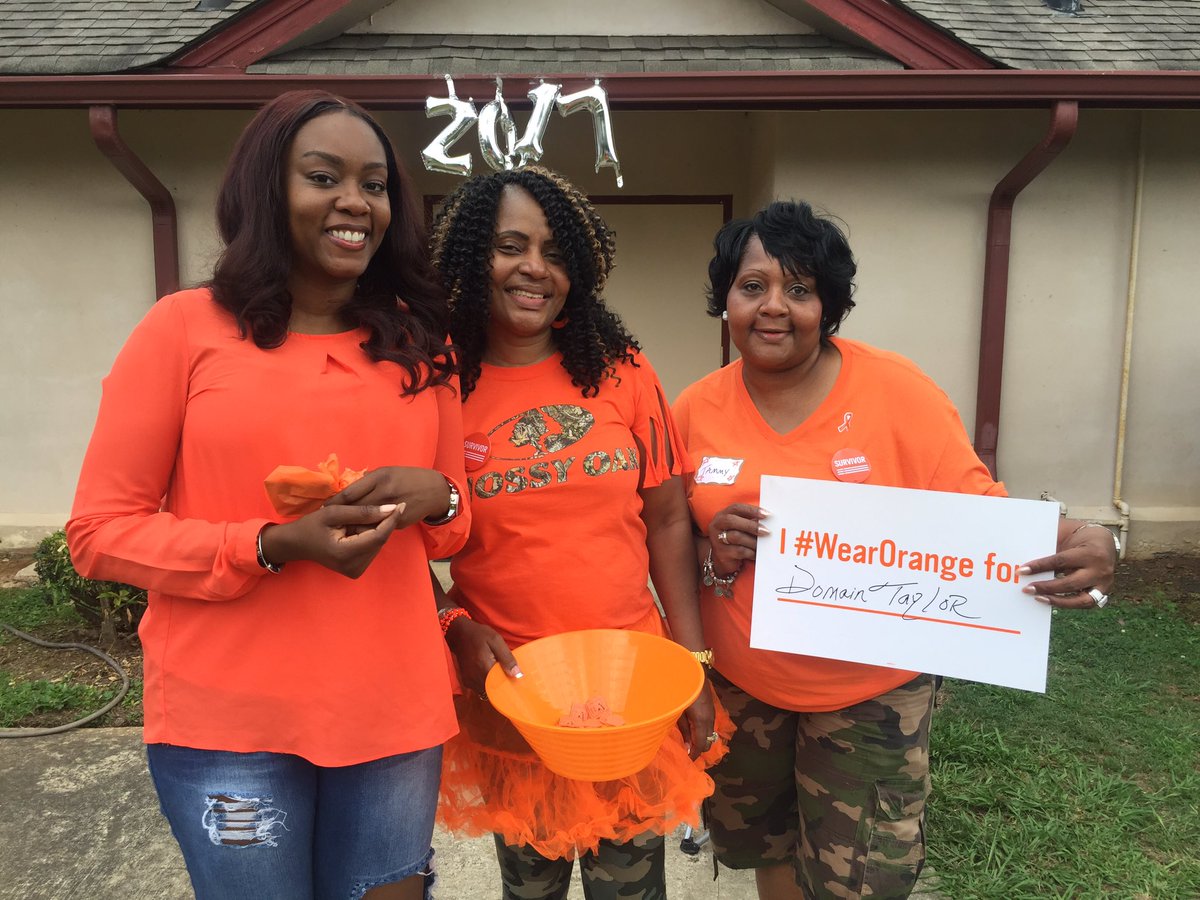 CommOutreachGaM's tweet photo. Great day in Hampton! #WearOrange @MomsDemand @Everytown https://t.co/hE60Y10rcZ
