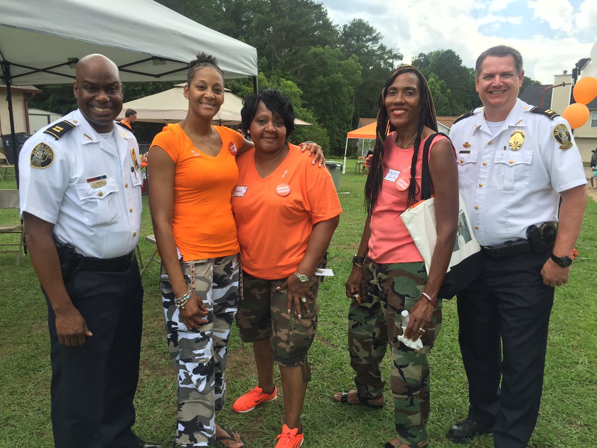 CommOutreachGaM's tweet photo. Great day in Hampton! Thanks @ClaytonCountyPD for coming by! #WearOrange @MomsDemand @Everytown https://t.co/SpPoNIWBUS