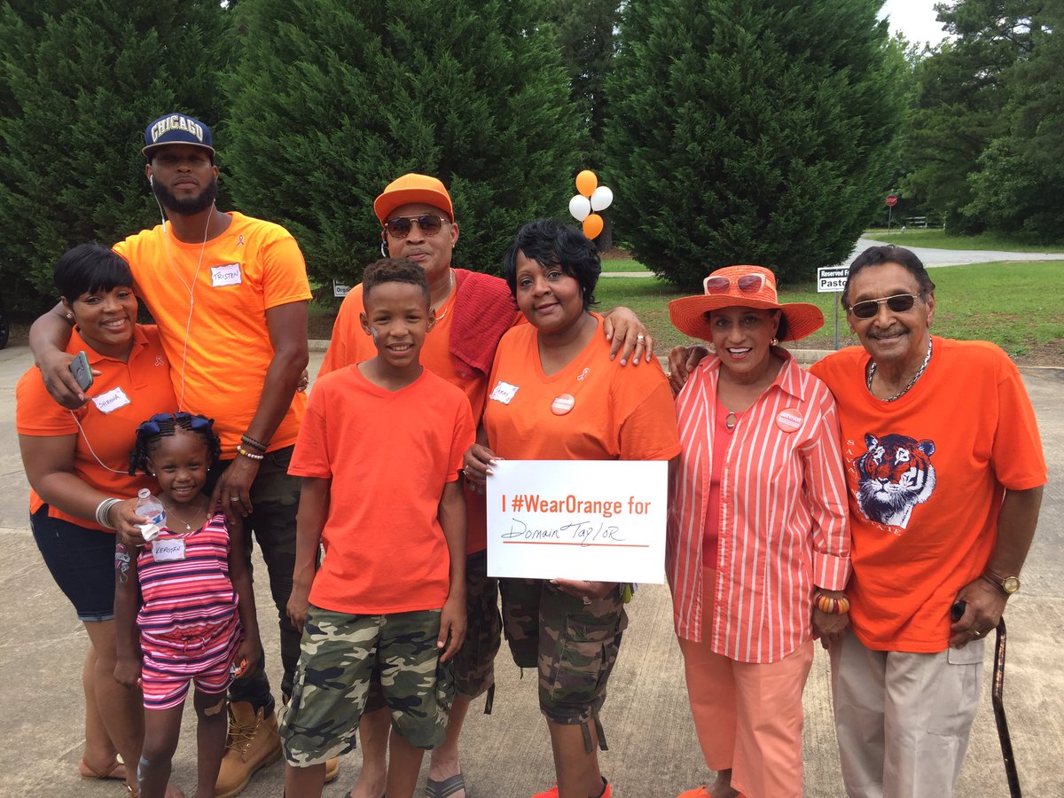 CommOutreachGaM's tweet photo. Great day in Hampton! #WearOrange @MomsDemand @Everytown https://t.co/qaL1O1svHz