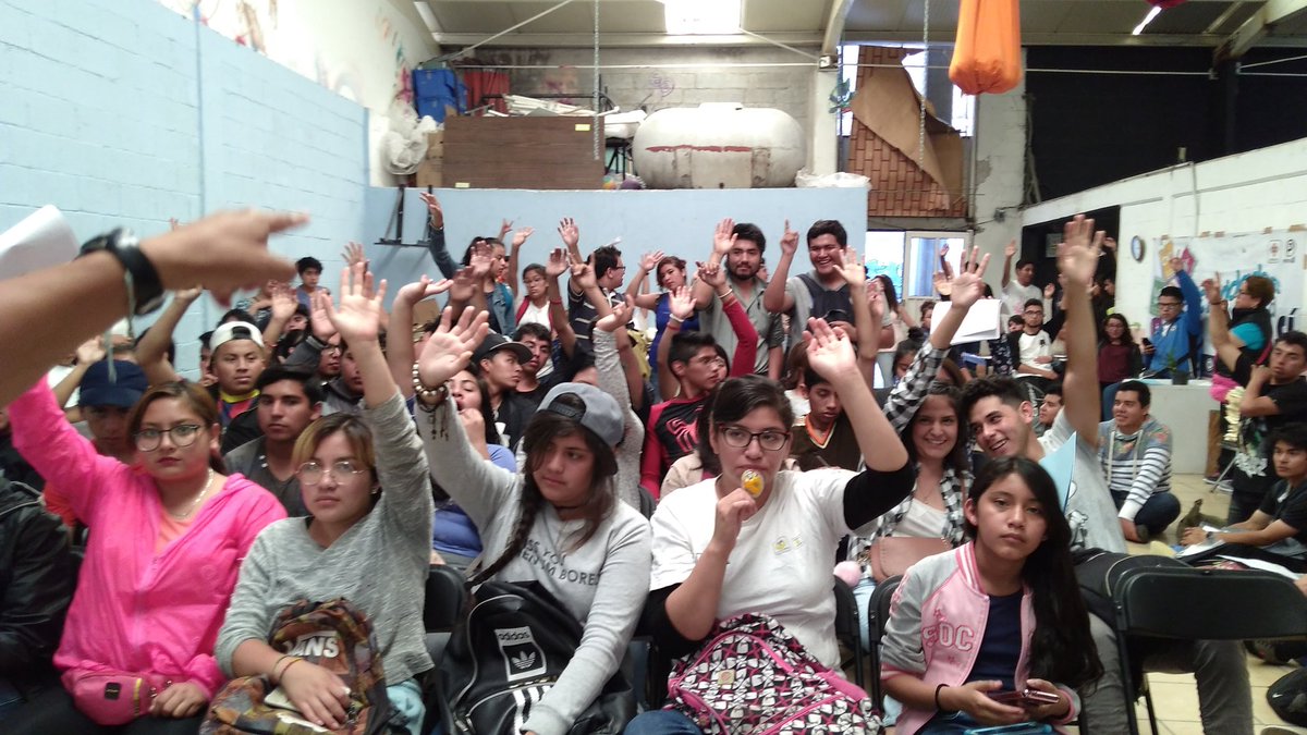 ZonaSur_Psi's tweet photo. Bienvenida a la nueva familia Prepa Si Tlahuac,taller de capacitación Coordinadores y Promotores .
@KarenQuirogaA @PerlaRomar https://t.co/AnCiwxJiwj
