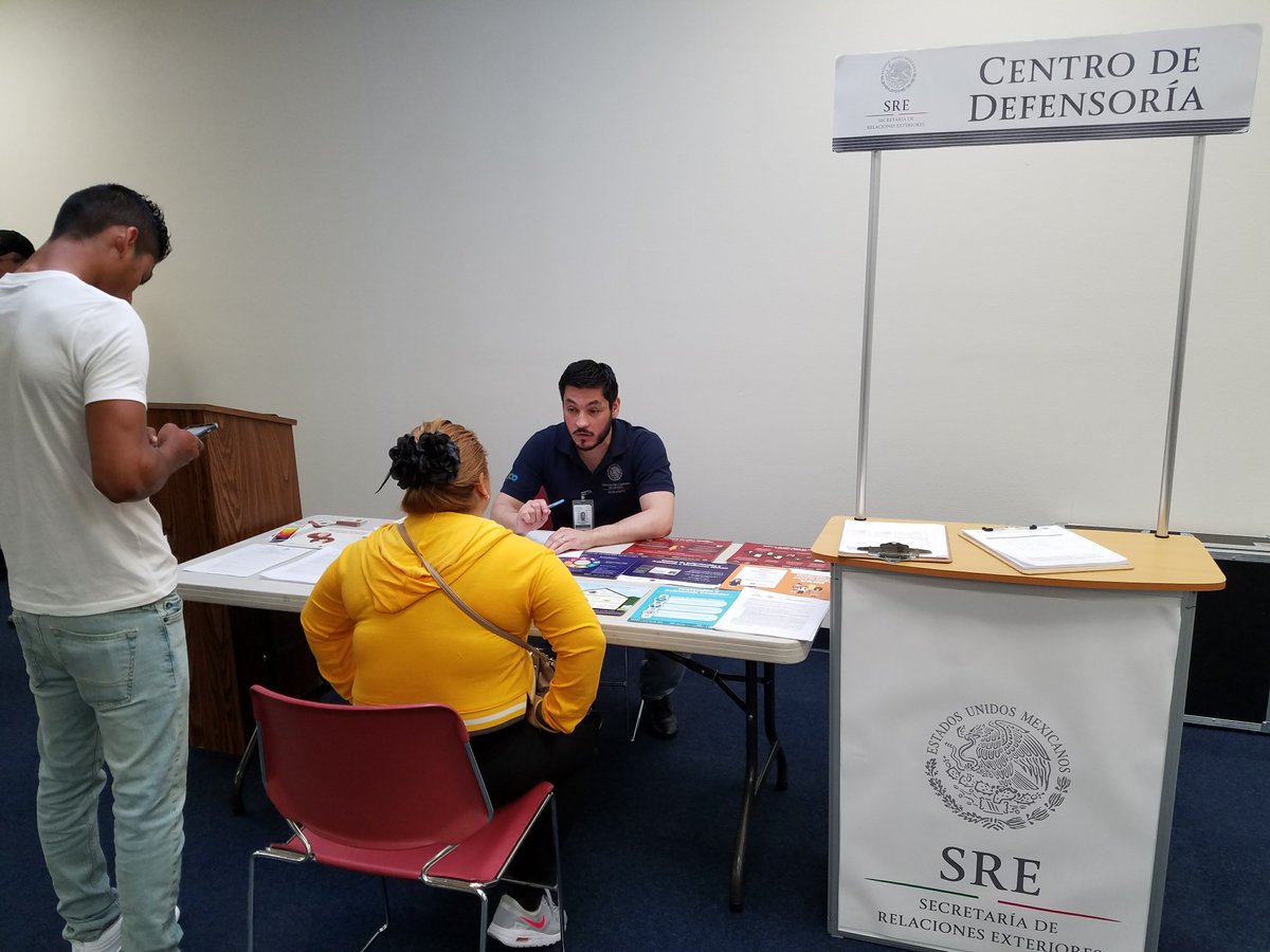 consulmexsac's tweet photo. Thank you to @TheSJCOE for hosting @consulmexsac #MobileConsulate #VAF #FinancialLiteracy en #Stockton with #TodosUnidos @StocktonPolice https://t.co/R6liKgH0WK