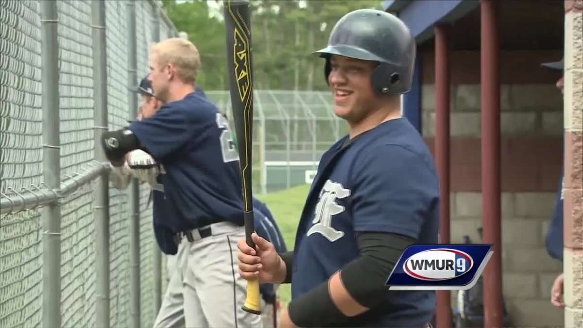 Exeter beats Salem at home dlvr.it/PJY1r3