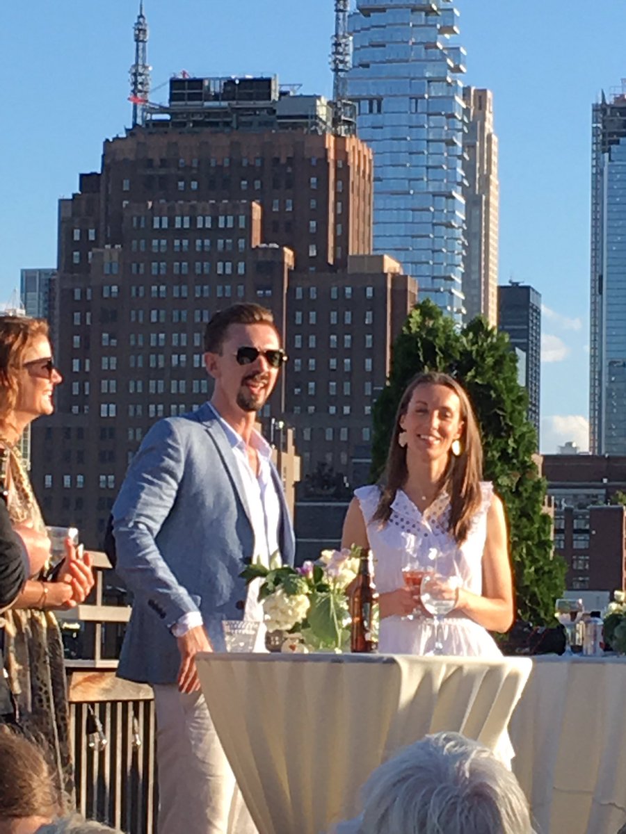 carmelviking's tweet photo. #annajohanwedding https://t.co/69OGXSNfpM