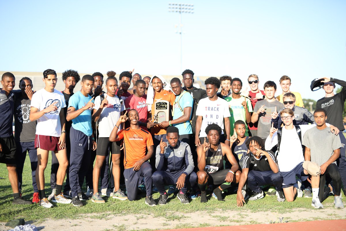 MileSplitDMV's tweet photo. Congratulations to the 2017 #6A Boys State Team Champions, Western Branch HS! #MileStates https://t.co/wL8R6I15N4