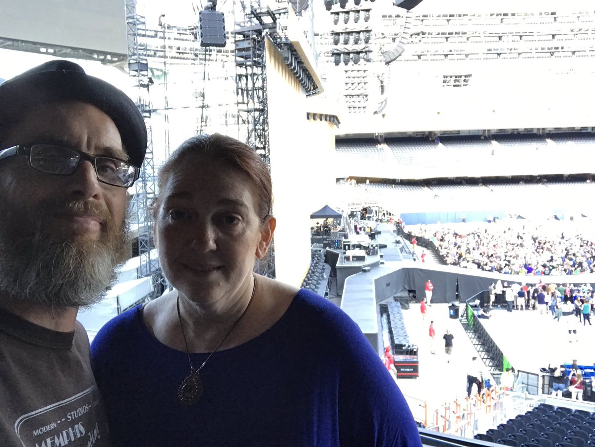 So excited to see <a href="/U2/">U2</a> for an <a href="/u2gigs/">U2gigs</a> in Chicago #U2SoldierFieldEntry #U2TheJoshuaTree2017