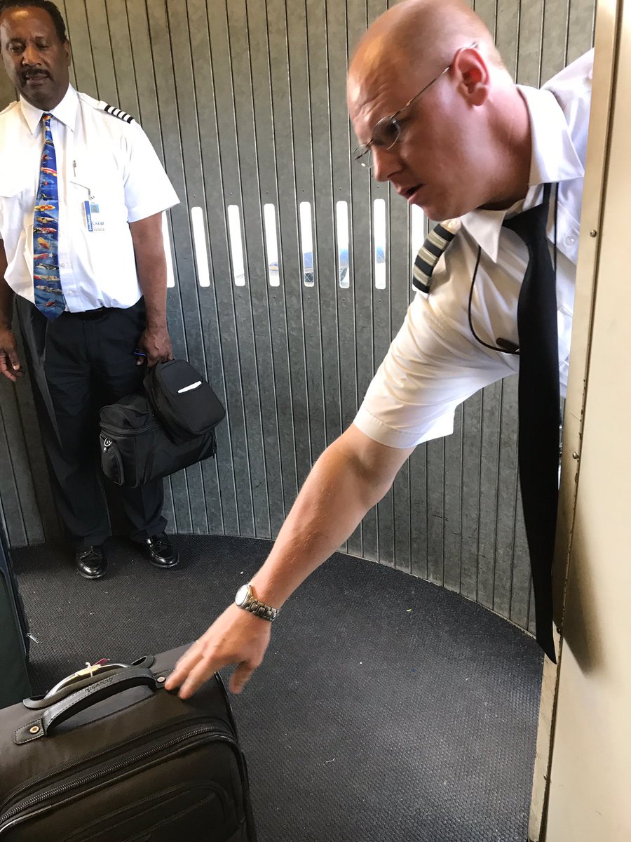 With many horror stories, this is why we love Delta. Our pilot on 6196, helped ground crew &amp; brought pink tagged bags up from tarmac! Wow!