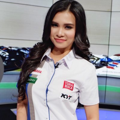 YuriantoNdt's tweet photo. Tukang ojek pengkolan ...heeee2 https://t.co/U4o4lapVVT