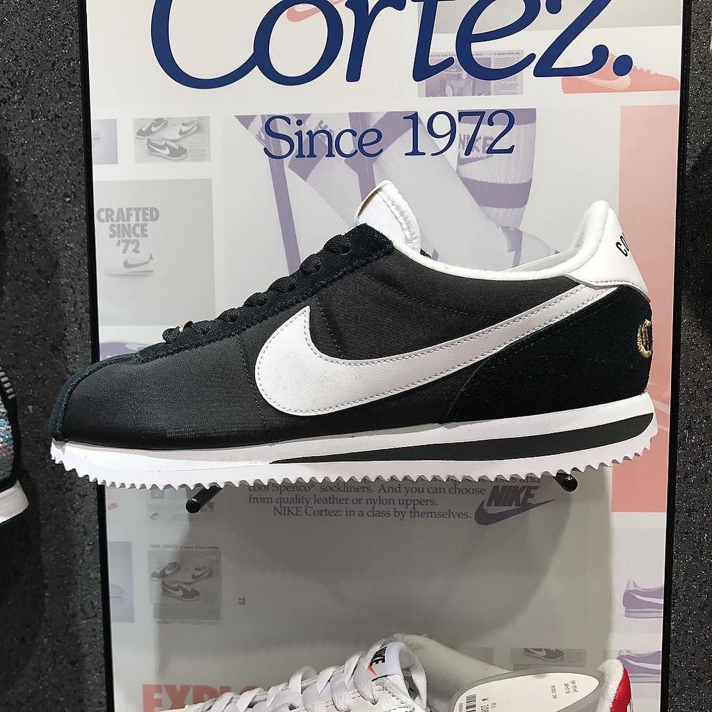 nyamco23's tweet photo. CORTEZ BASIC NYLON "COMPTON"
これも45周年記念カラー。
#nike #nikestore #nikeharajuku #cortez #cortezbasic #cortezbasicnylon #compton #nikerunning #ni… https://t.co/XimUYvDIOH