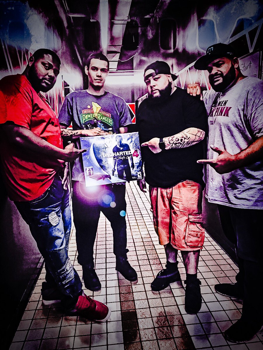 therealpointpod's tweet photo. PS4 WINNER IS @JoeNathanSB  #therealpointpodcast #hiphoppodcast https://t.co/OURUc2iapS