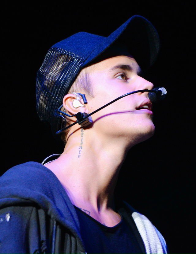 bizzlejpeg's tweet photo. SUPREME BELIEBERS
#Justin4MMVA https://t.co/VvECjVWIsO