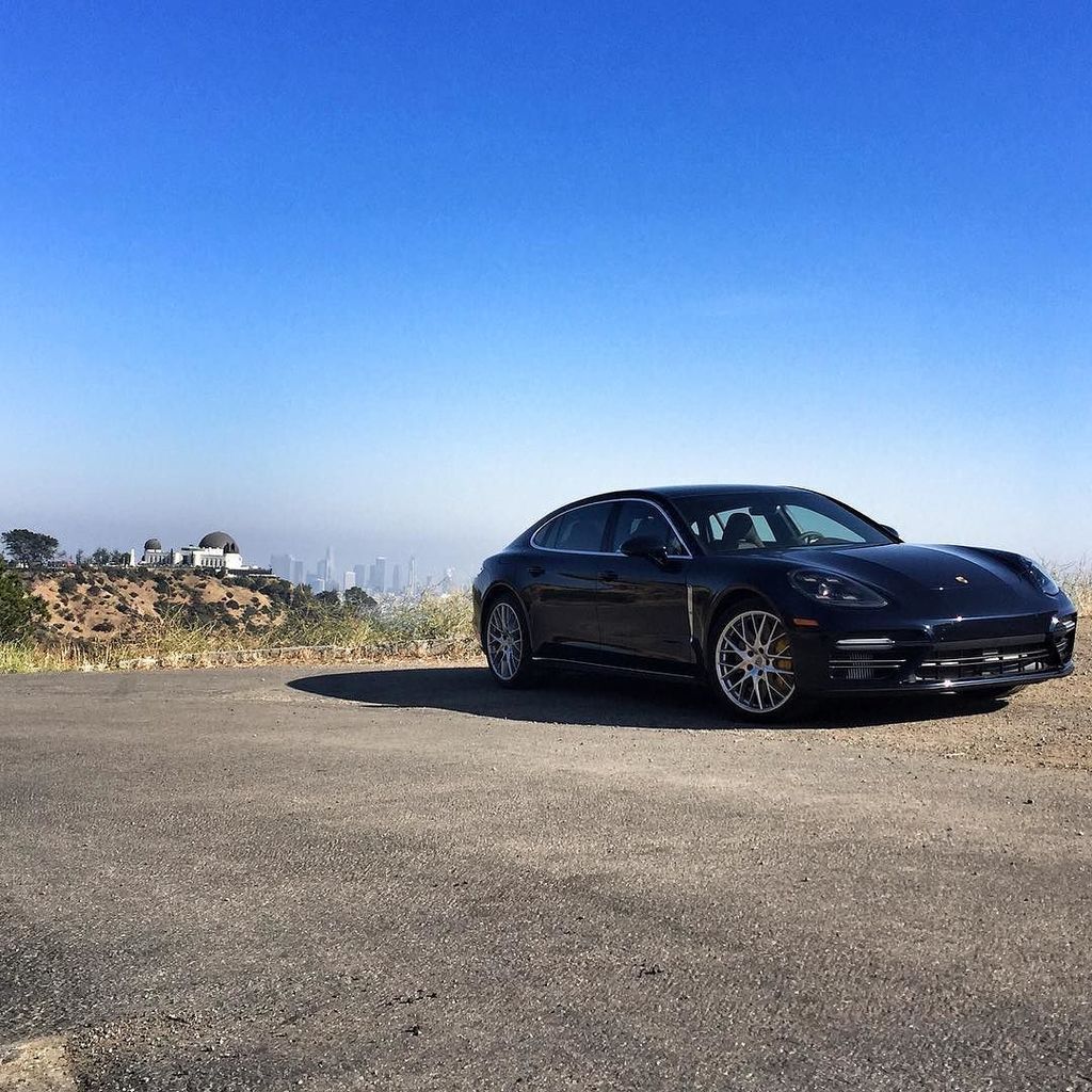mt_loverman's tweet photo. Shot of the Panamera Turbo Executive with Griffith Observatory in the background. #porsche #panameraturbo #griffit… https://t.co/tjLEVbd3Dg https://t.co/nFCuiRMavM