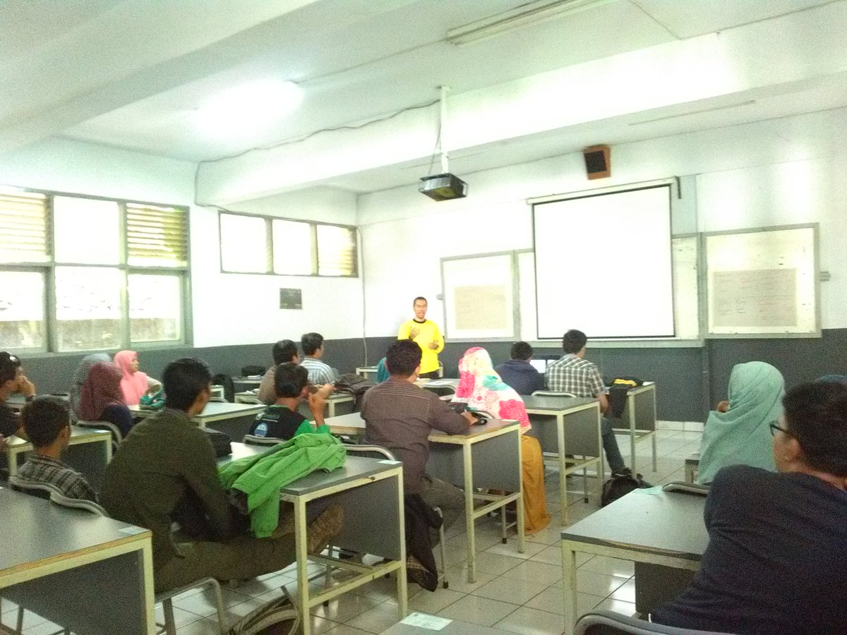 ypbb_id's tweet photo. Evaluasi scr umum dr fasilitator: Ririk Sunaryadi, Anilawati Nurwakhidin & Melly Amalia. #ToT #Trainer #ZeroWaste #ZWL #YPBB https://t.co/Tyz9YzaZEl