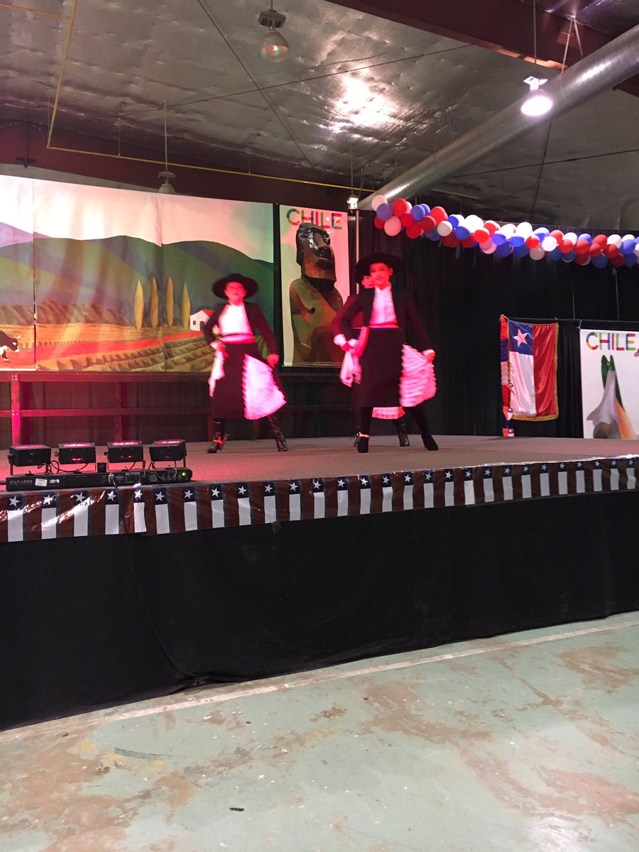 MoMosaic2017's tweet photo. Last but not least the Chilean Pavilion @RMCMosaic https://t.co/nuKcBH3hf1