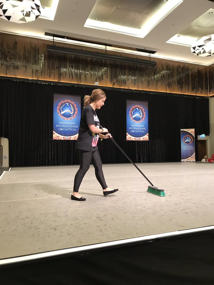 aidalivecomm's tweet photo. Carina Young-Goss TCRG sweeps the floor like no other #AIO2017 https://t.co/tfczsJ5bpQ